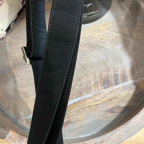 Vera Bradley Black Quilted Crossbody Purse - Picture 13 of 14